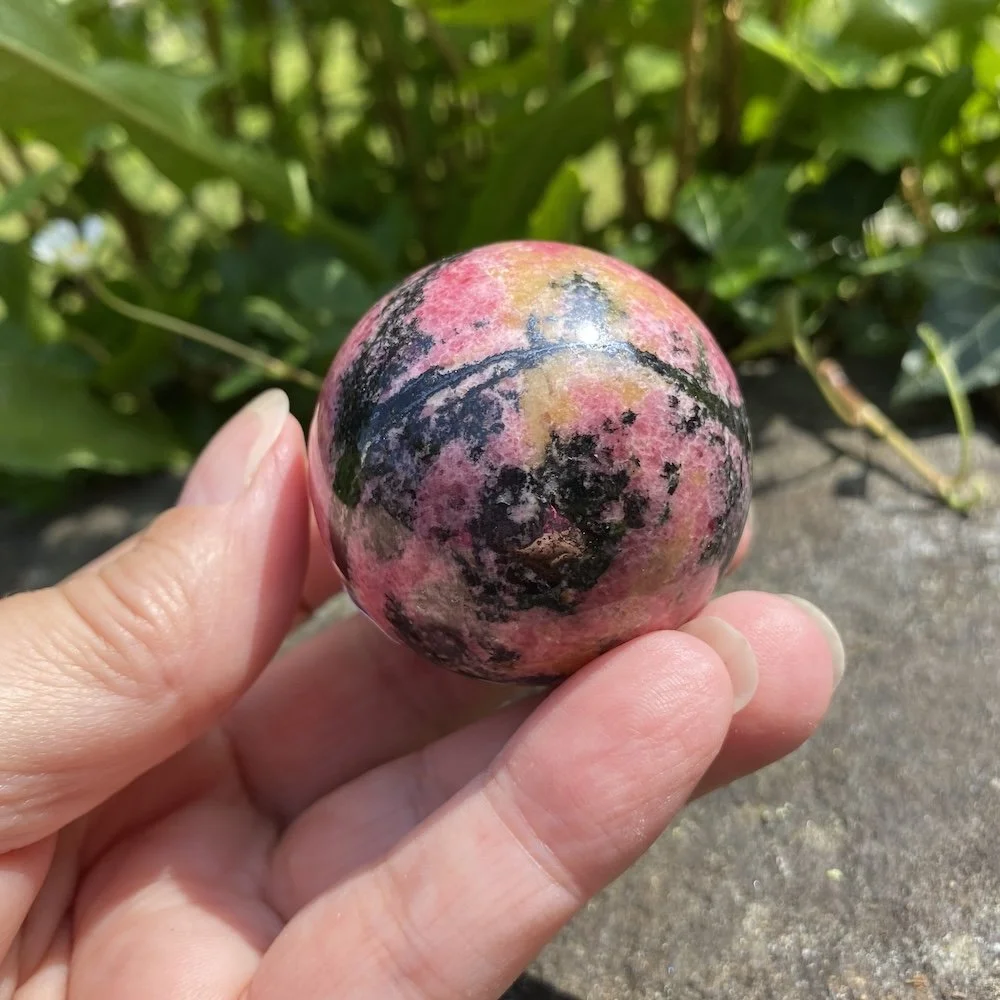 Rhodonite sphere3.jpg