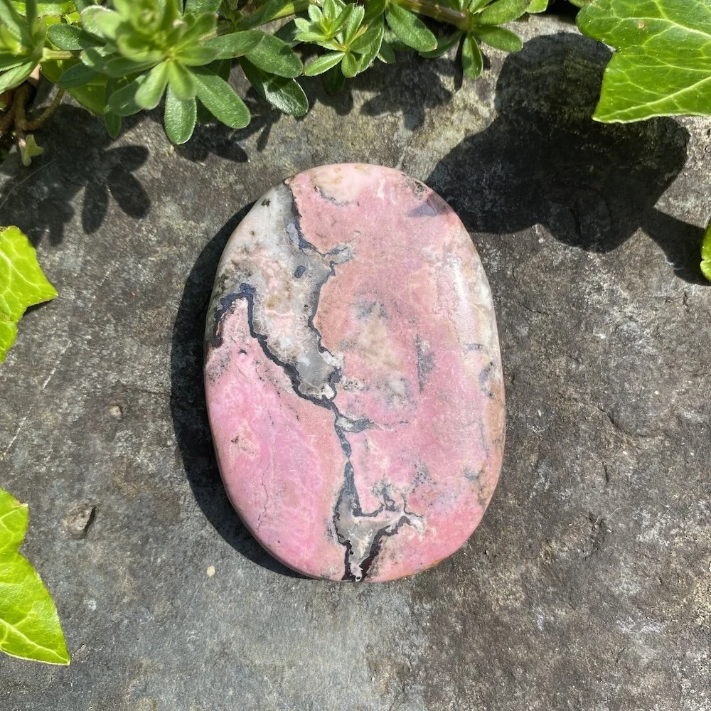 Rhodonite Palmstone1.JPG