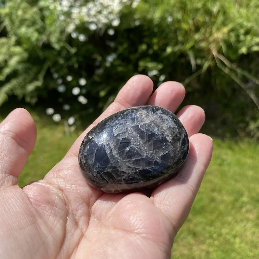2024 Black Moonstone pebbles 6 £17.JPG