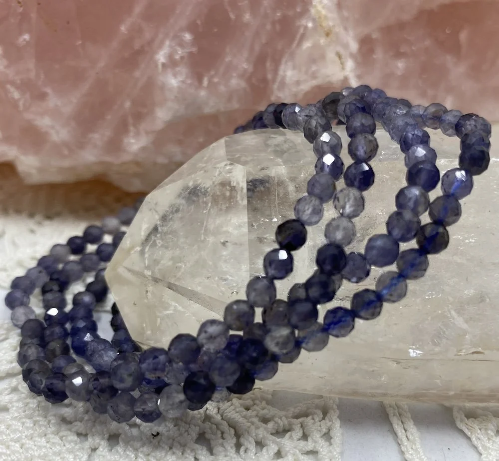 2024  Bracelet 4mm facet Iolite 2 £13..JPG
