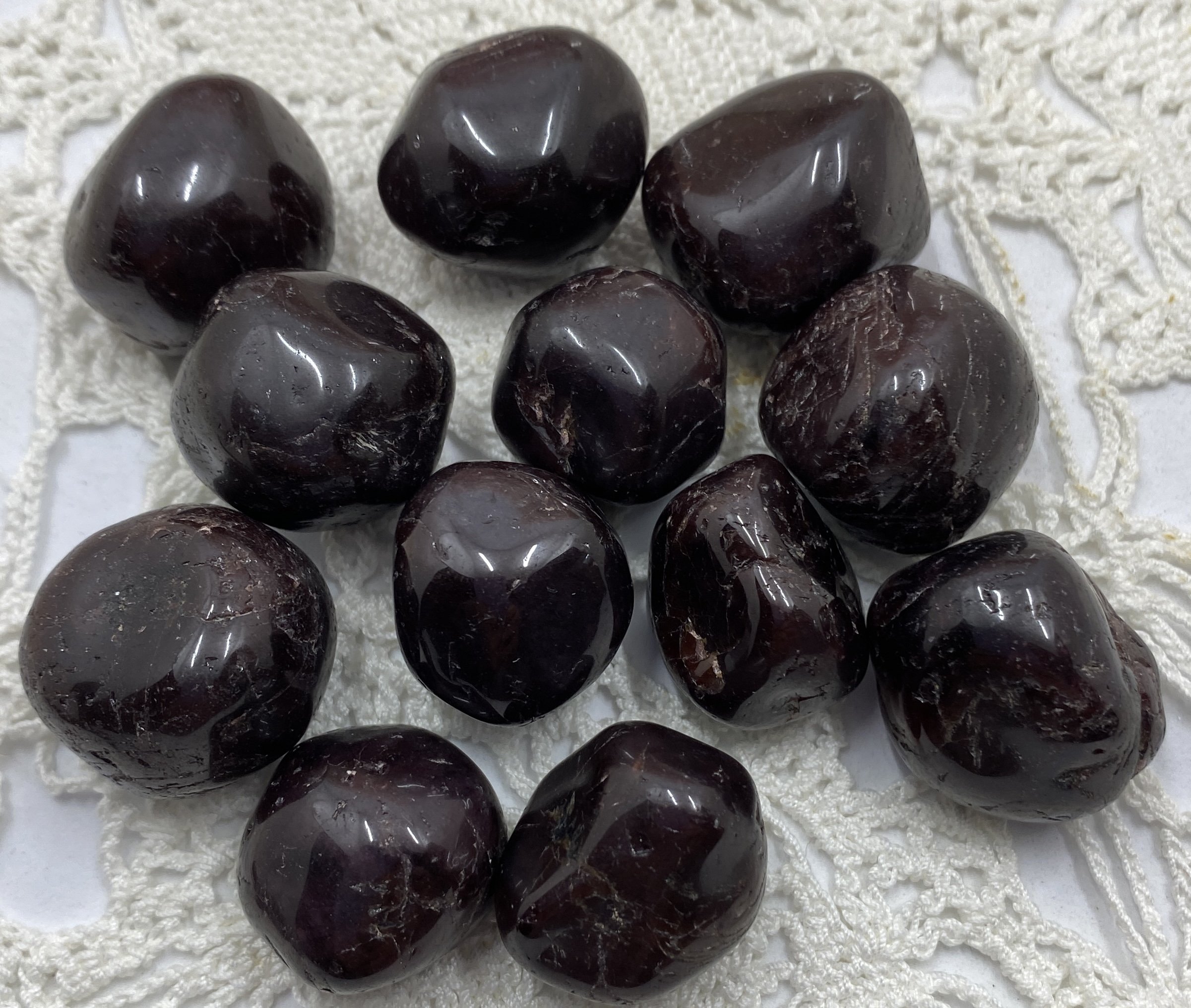 Garnet semi polished TS1.JPG