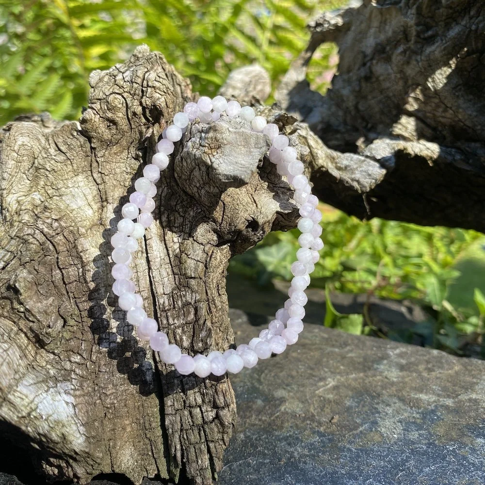 2024 Bracelet 4mm facet Kunzite.JPG