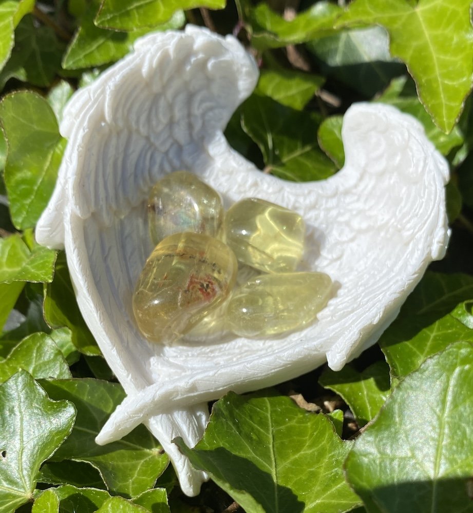 APATITE GOLDEN