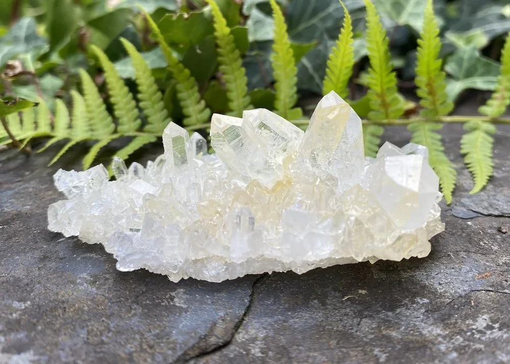 QUARTZ WITH INCLUSIONS
