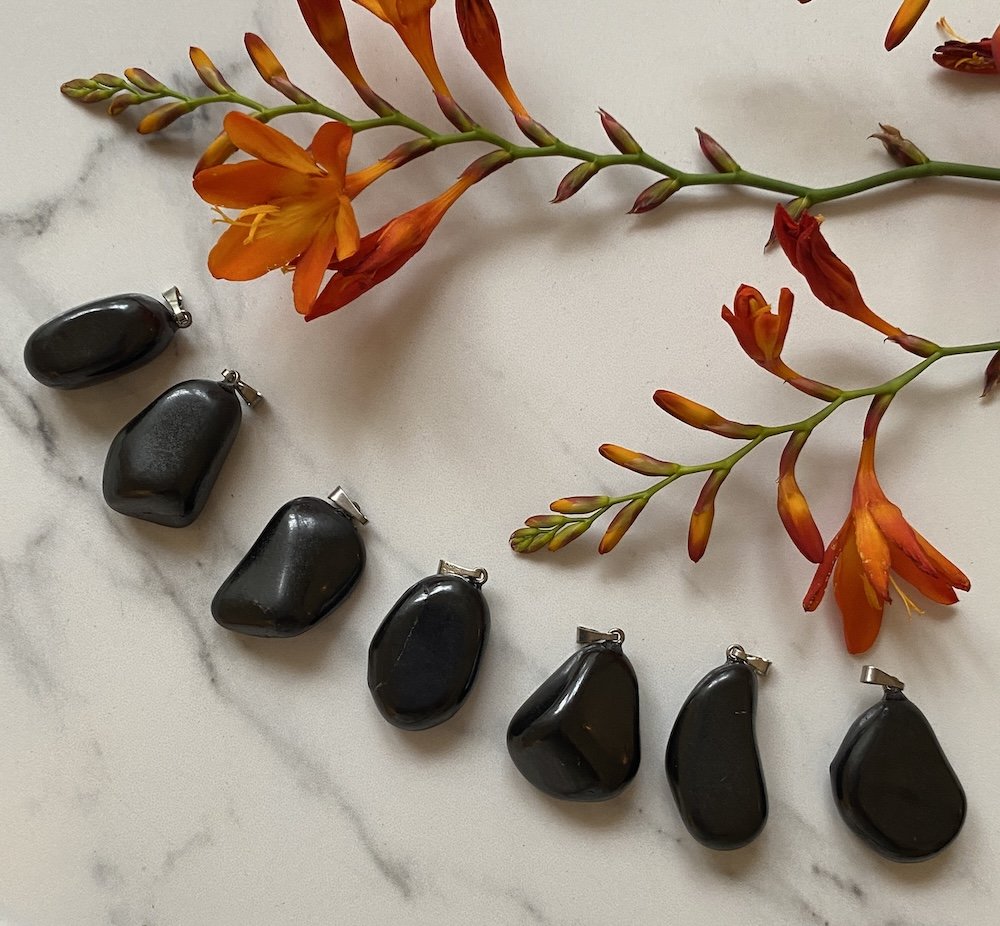 Shungite pendants9.JPG