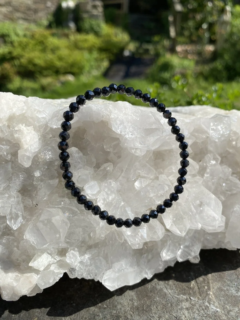 BRACELET SPINEL FACET1.JPG