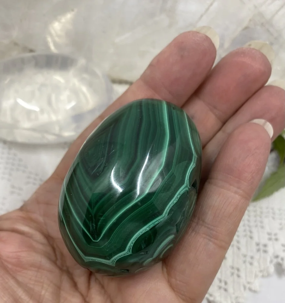 Malachite Eggs 1,2,35.JPG