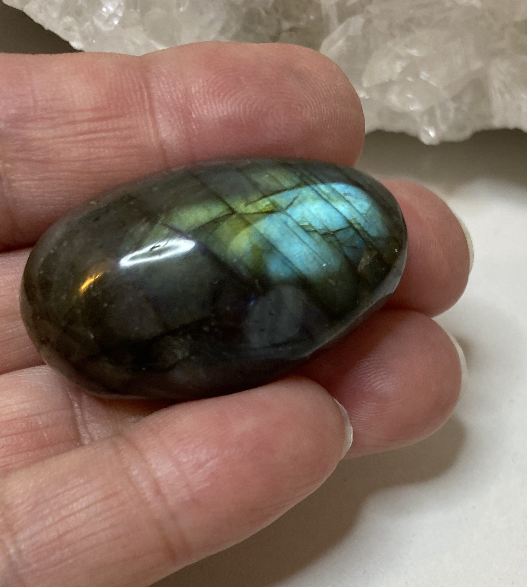 AAA LABRADORITE PEBBLES36.JPG