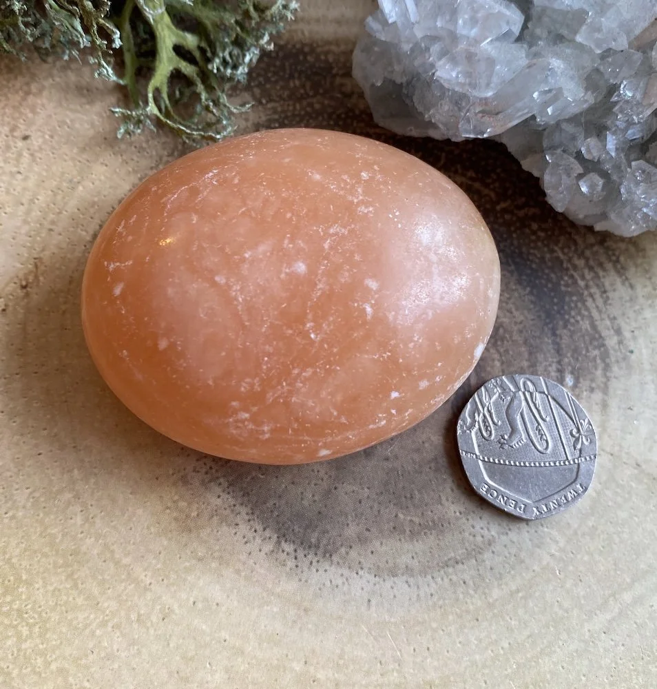 AA Calcite Pebble 4 £122.JPG