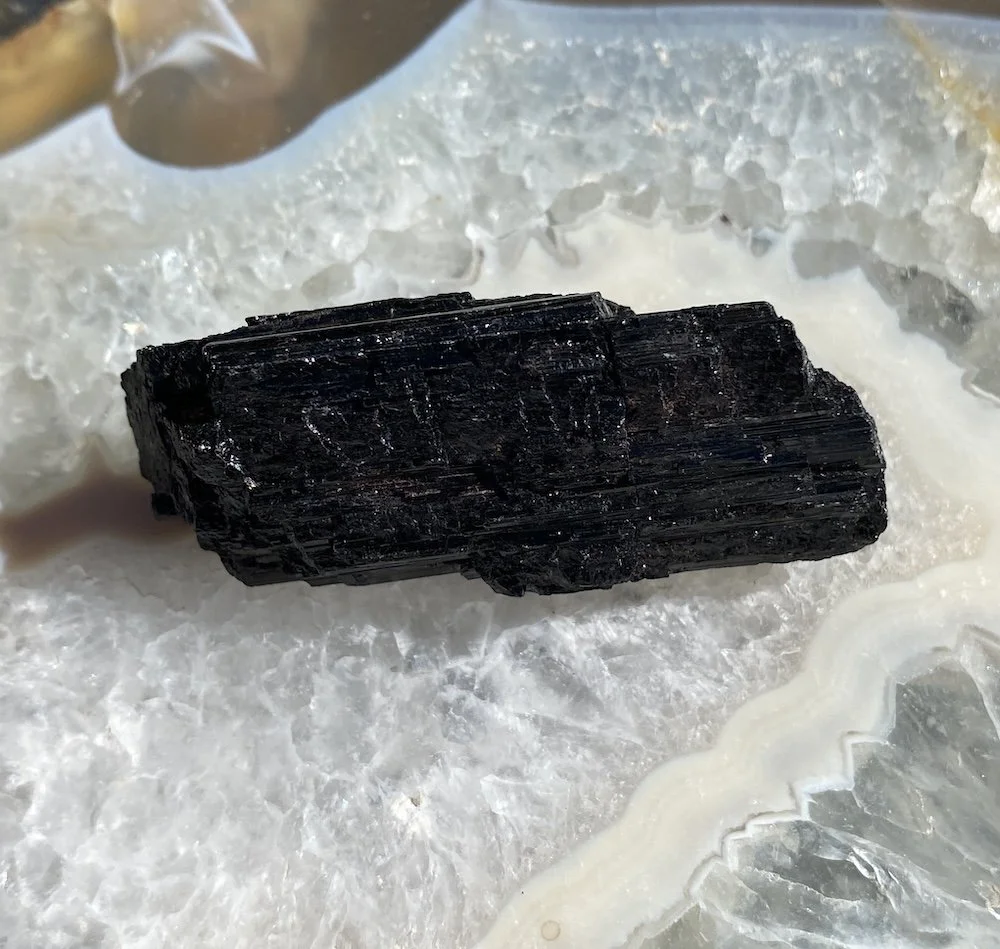 Black Tourmaline raw PRICE TO DO 14.JPG