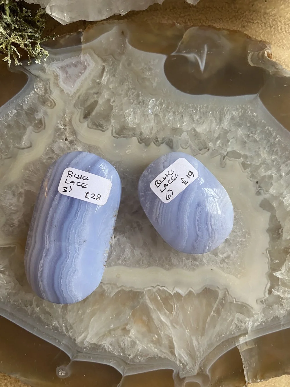 UPLOAD BLA PEBBLES2.JPG