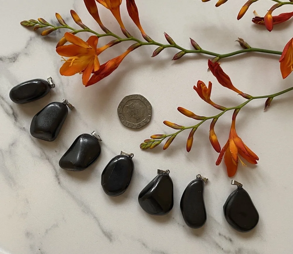 Shungite pendants10.JPG
