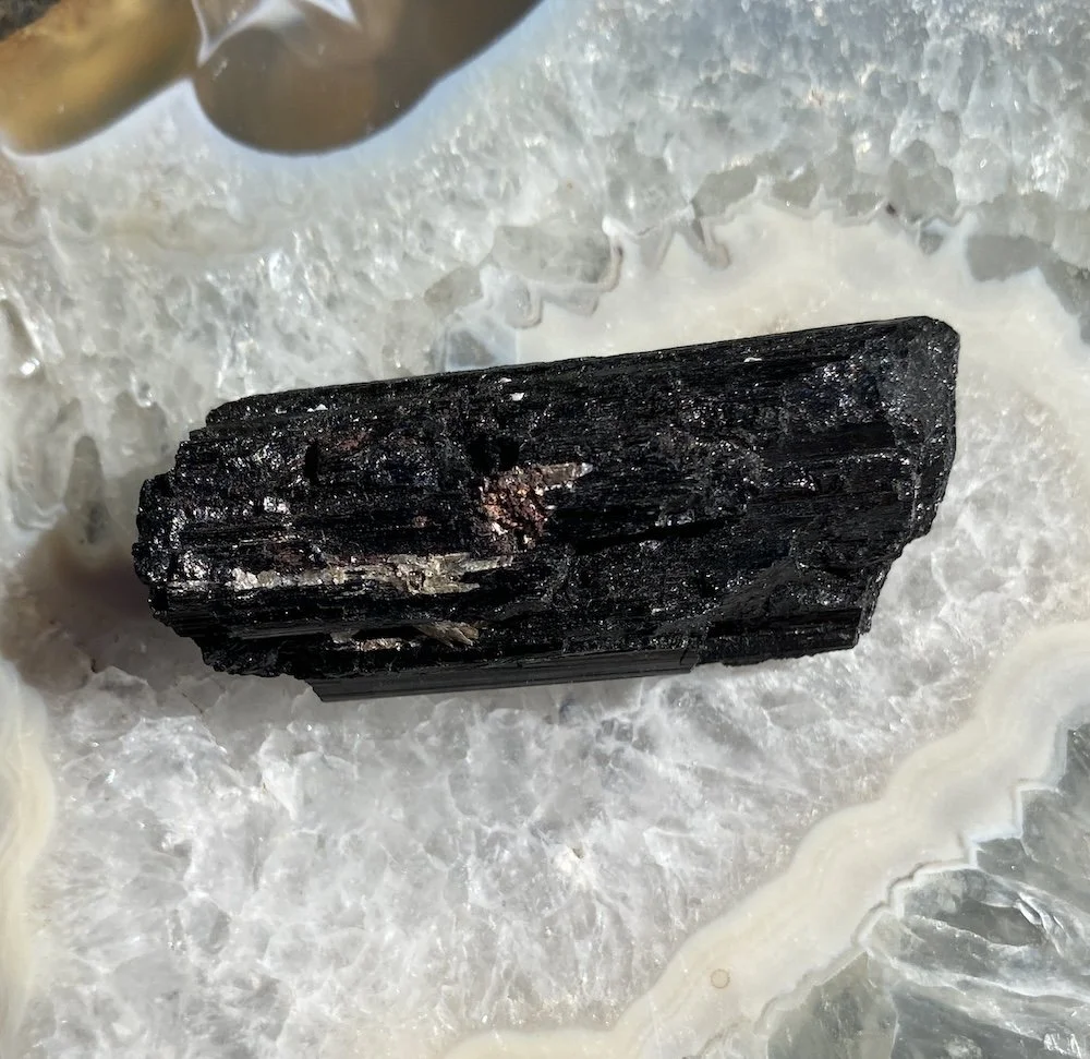 Black Tourmaline raw PRICE TO DO 13.JPG
