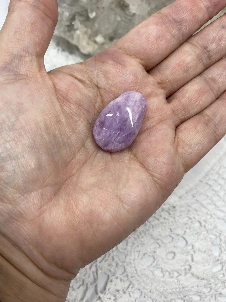 Kunzite Pendant3.JPG
