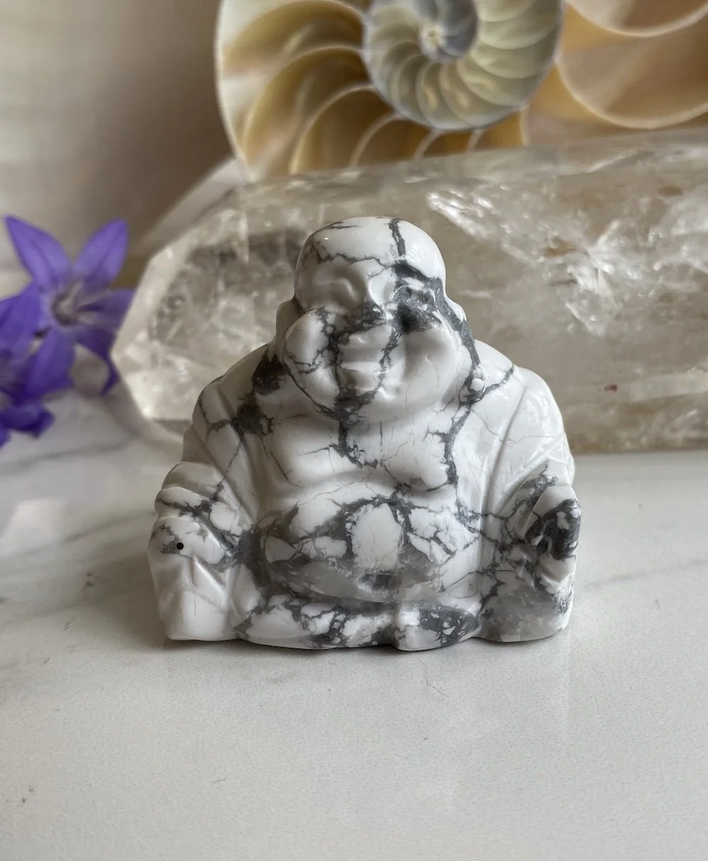 Buddhas Howlite1.JPG