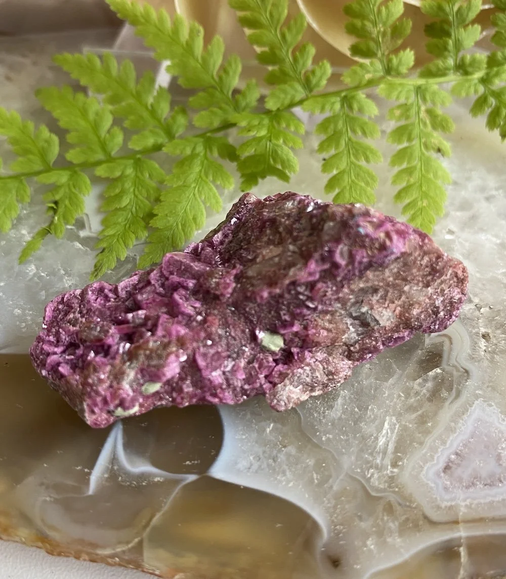 Cobaltocalcite clusters12.JPG