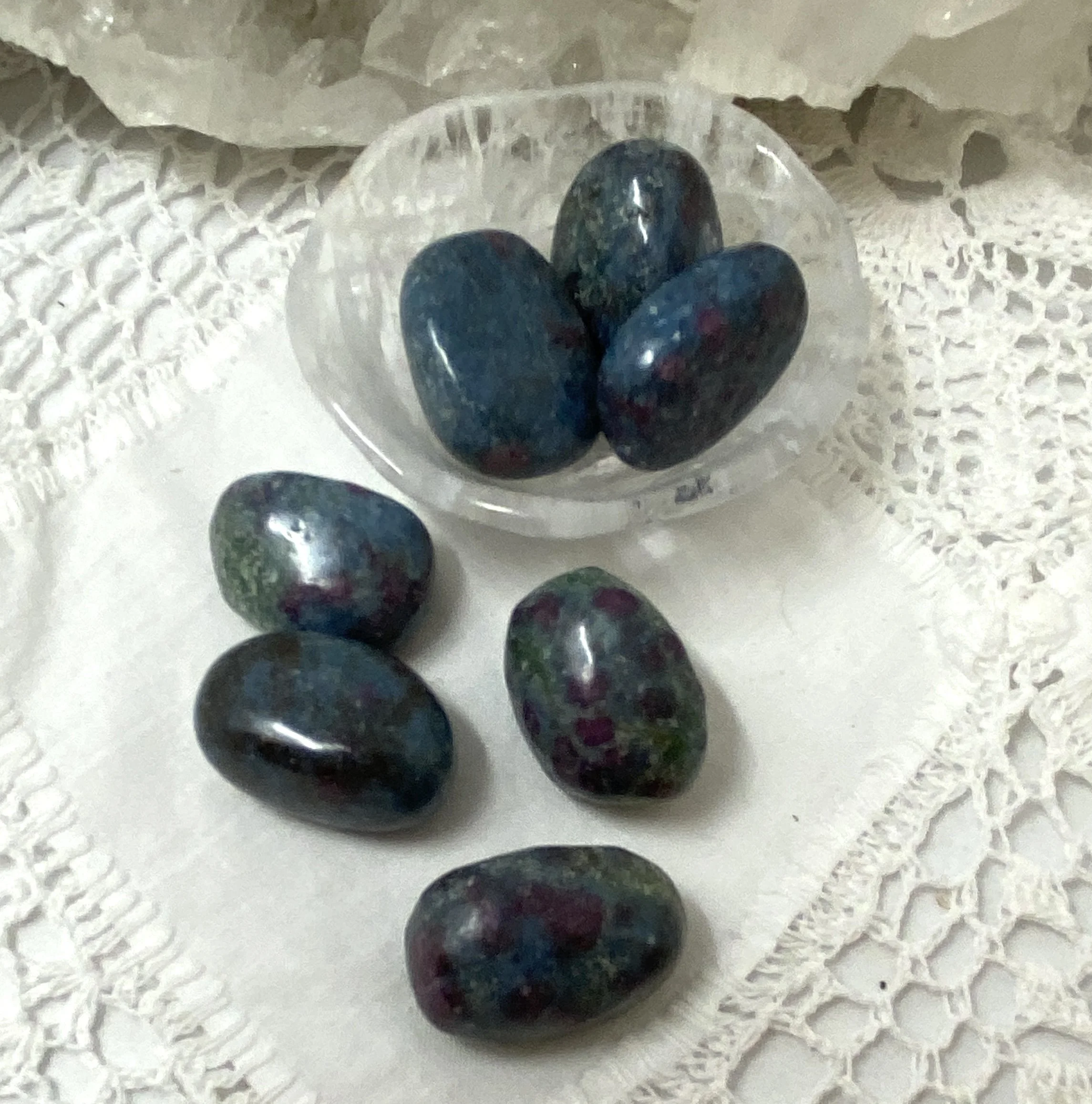 Ruby Fuchsite tumbels1.JPG