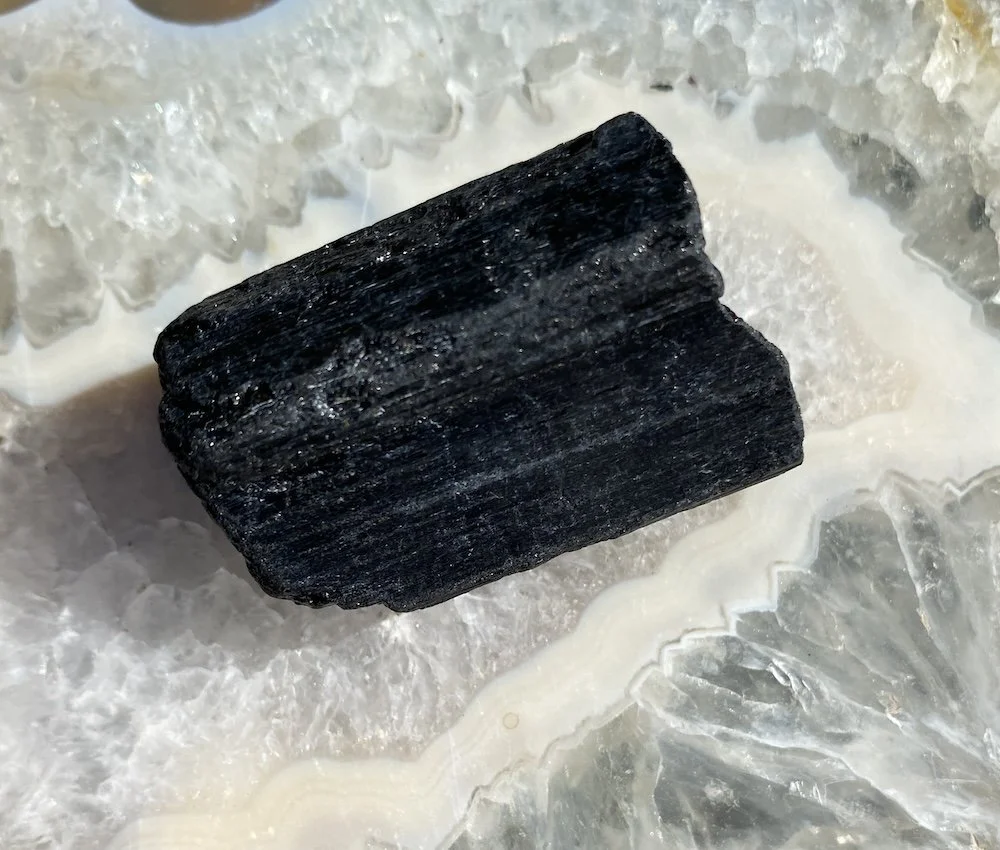Black Tourmaline raw PRICE TO DO 33.JPG