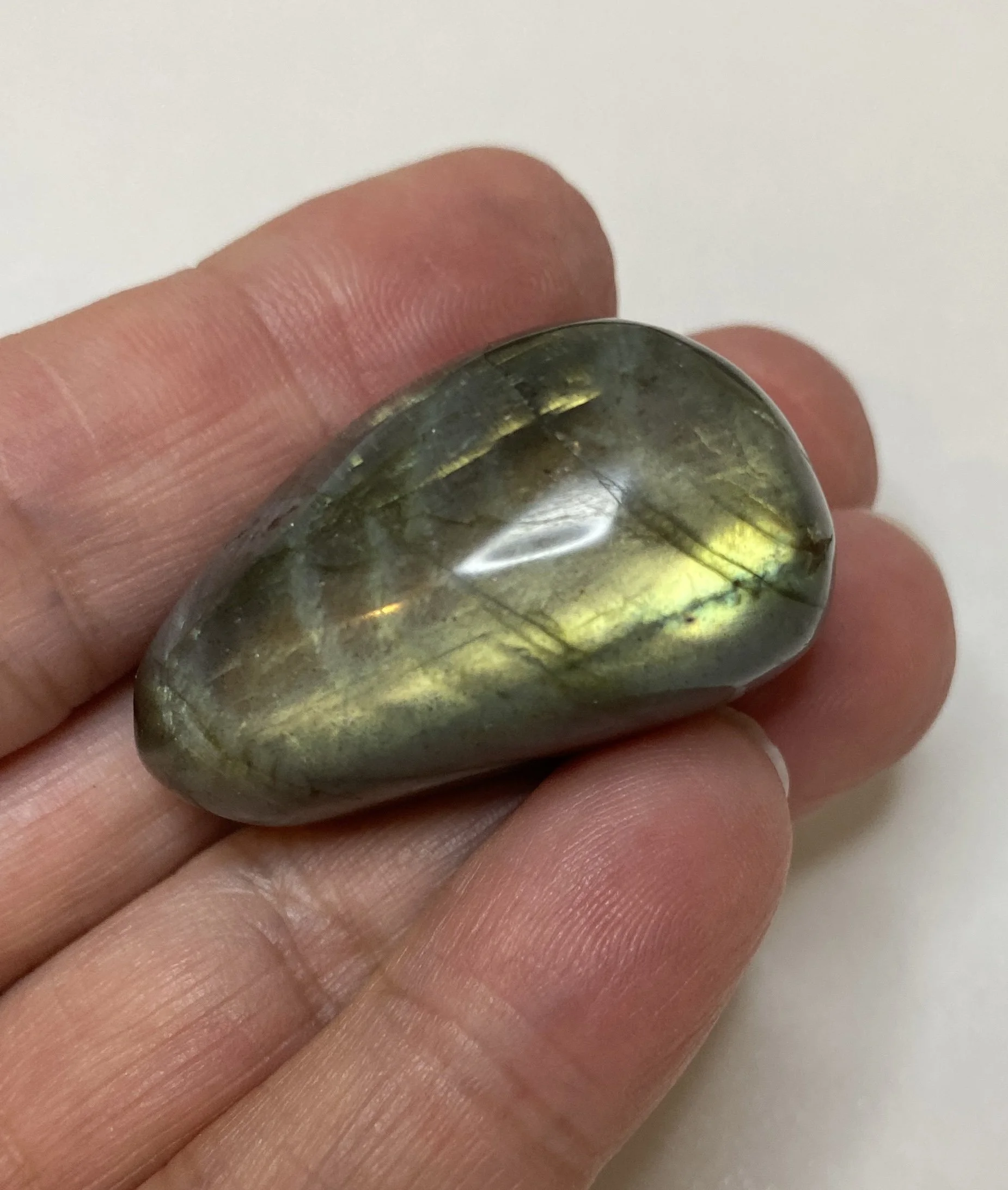 AAA LABRADORITE PEBBLES31.JPG
