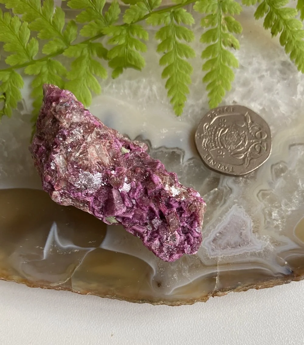 Cobaltocalcite clusters13.JPG