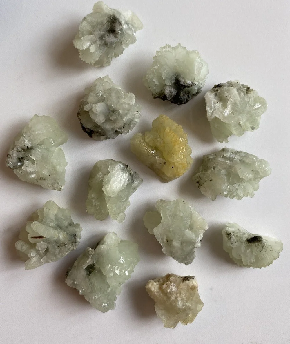 Prehnite clusters L1.JPG