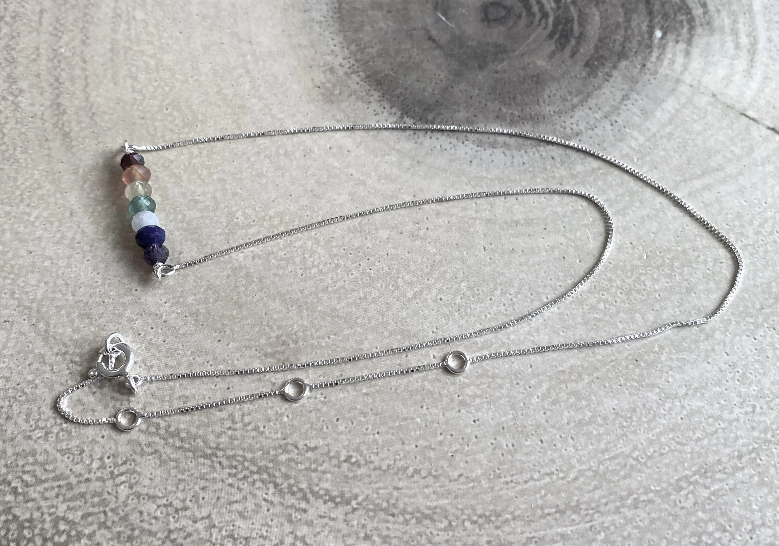 CHAKRA NECKLACE2.JPG