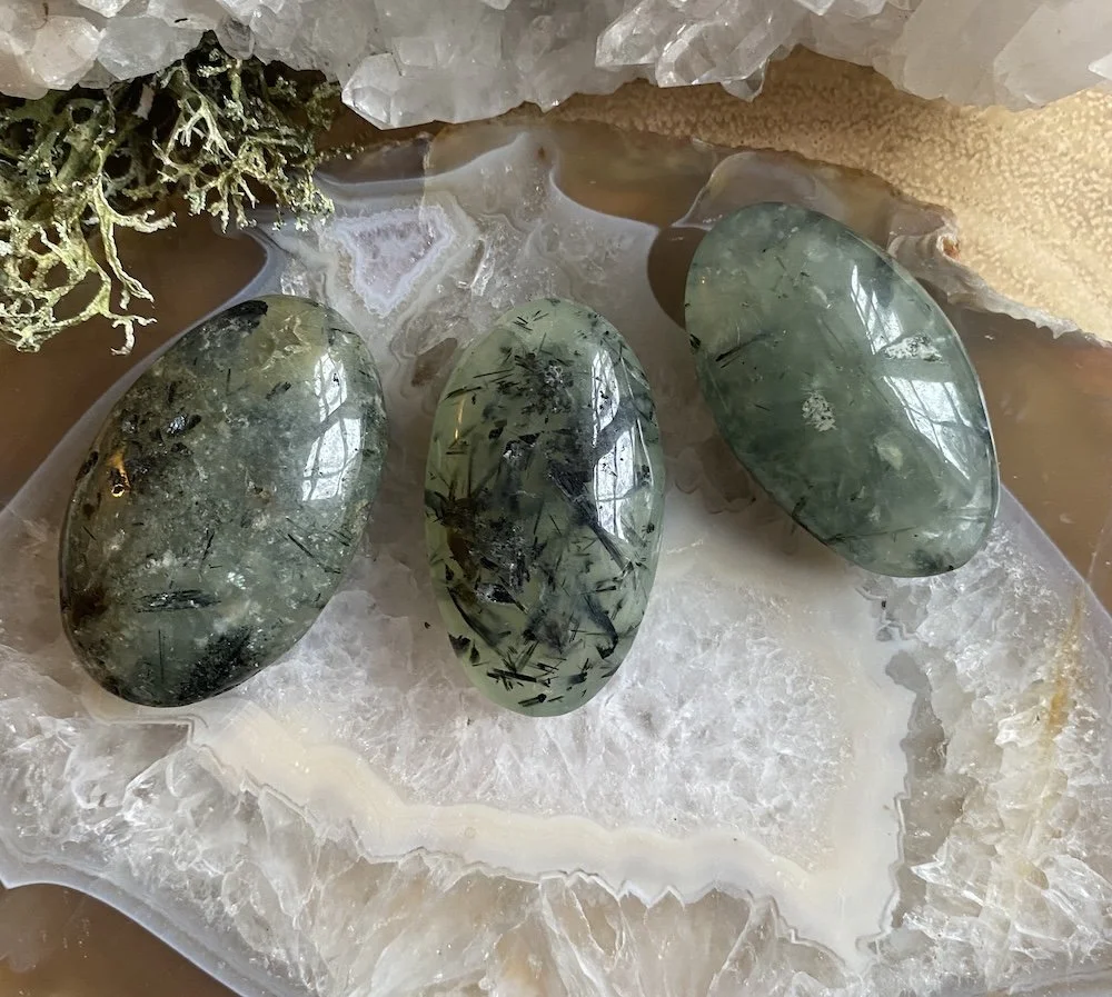 UPLOAD PREHNITE PEBBLES1.JPG