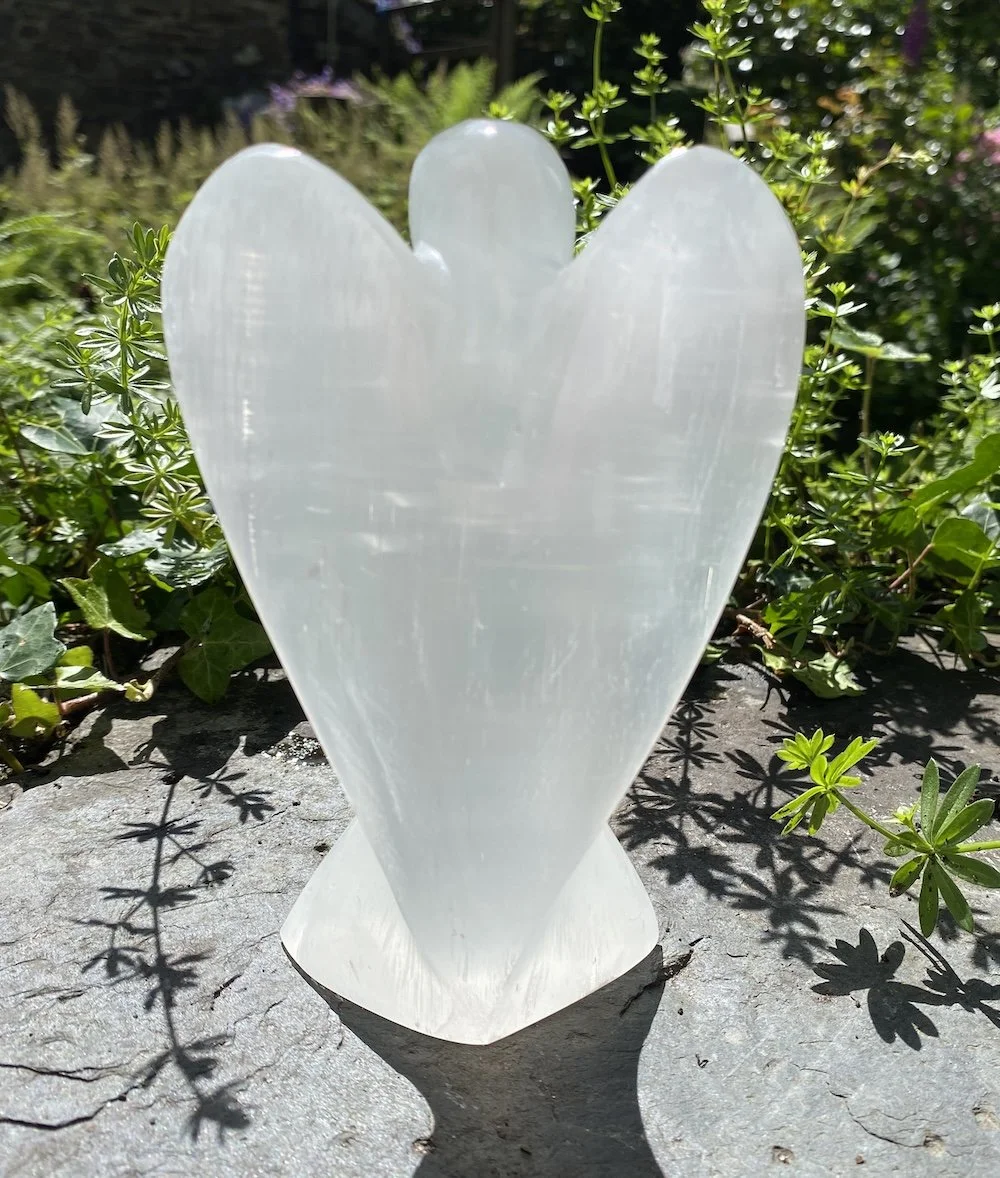 Selenite Angel 14.JPG