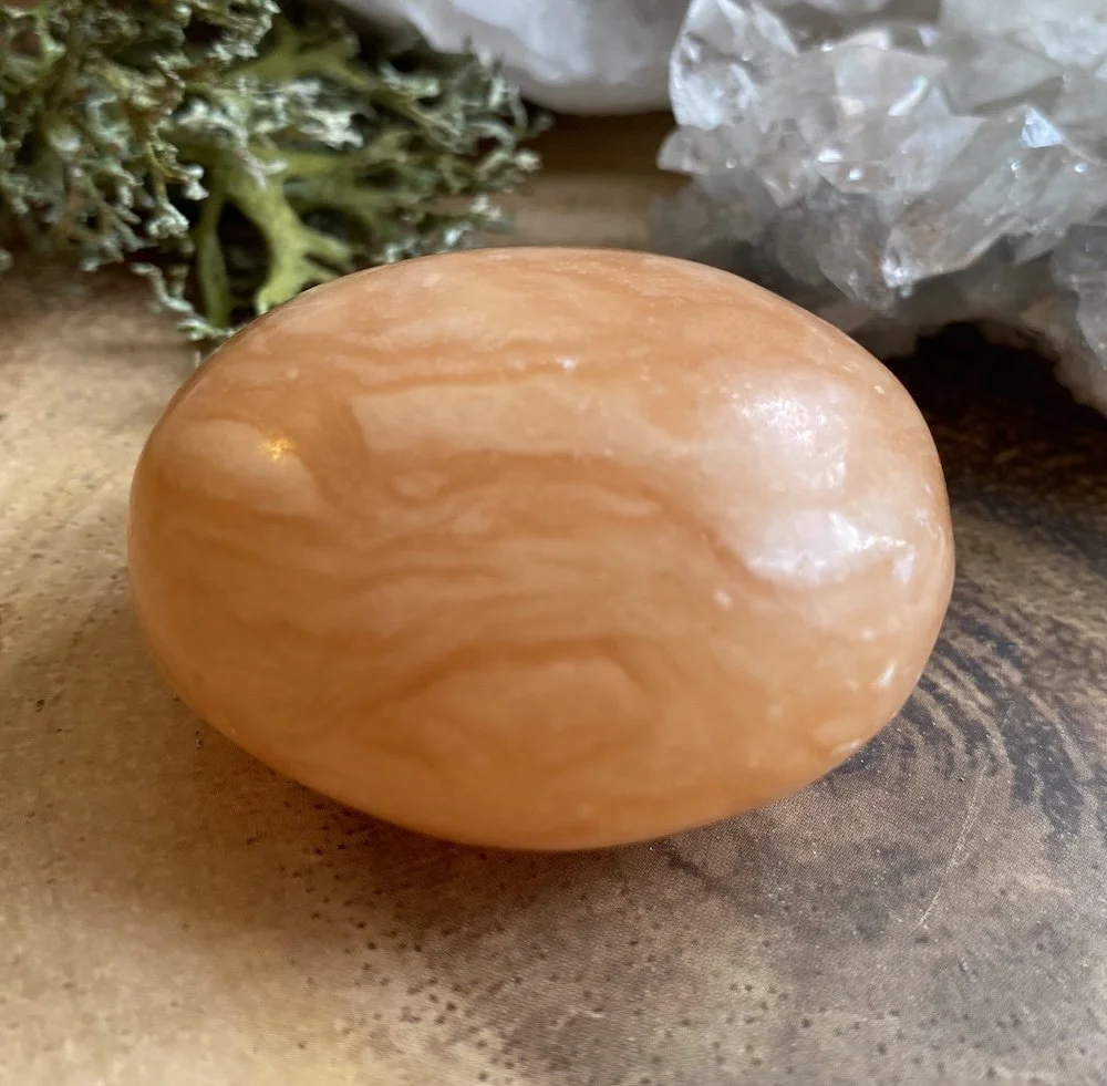 AA Calcite Pebble 7 £91.JPG