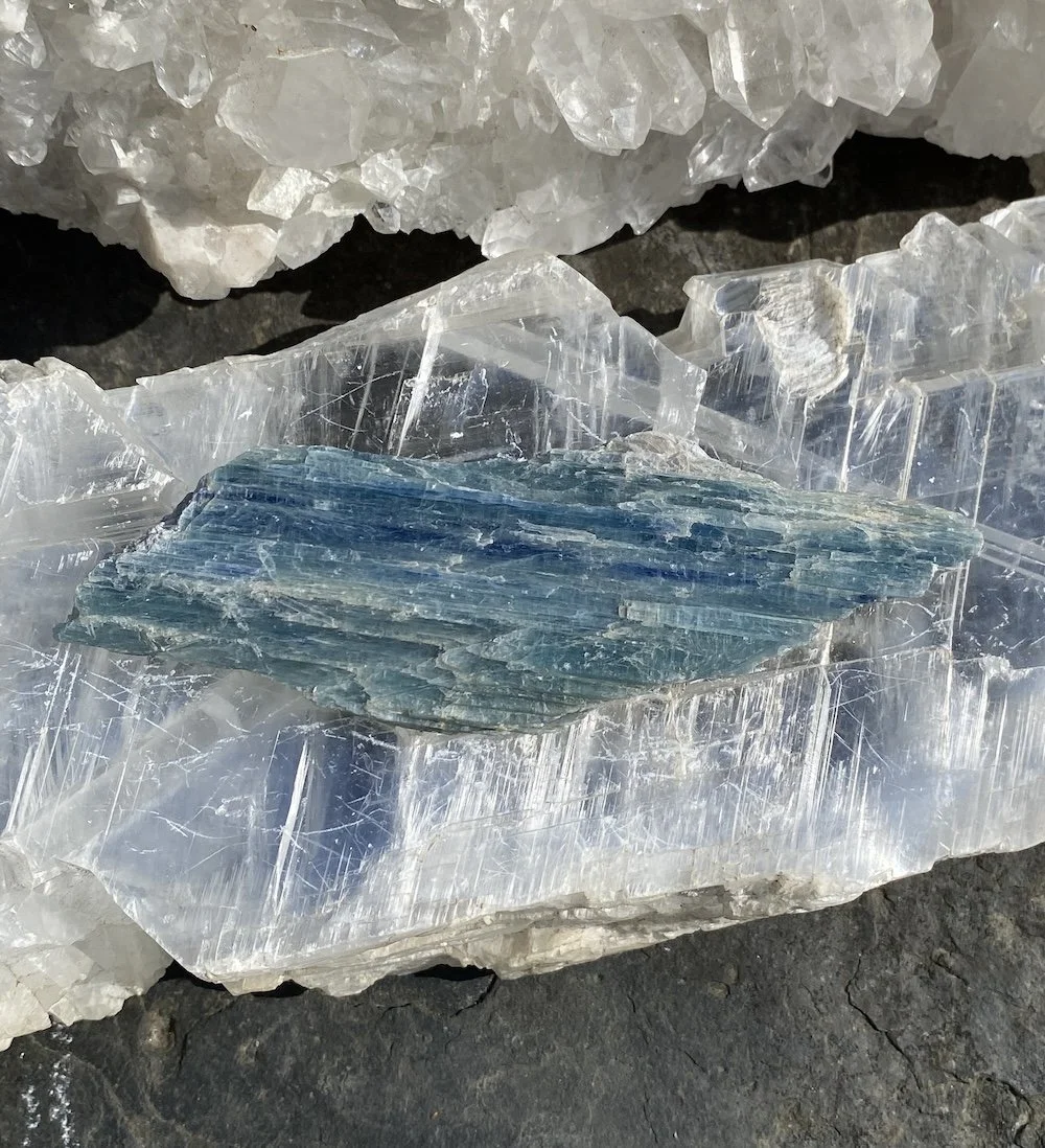 KYANITE2.JPG