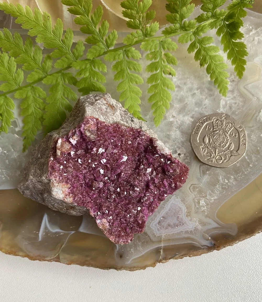Cobaltocalcite clusters8.JPG
