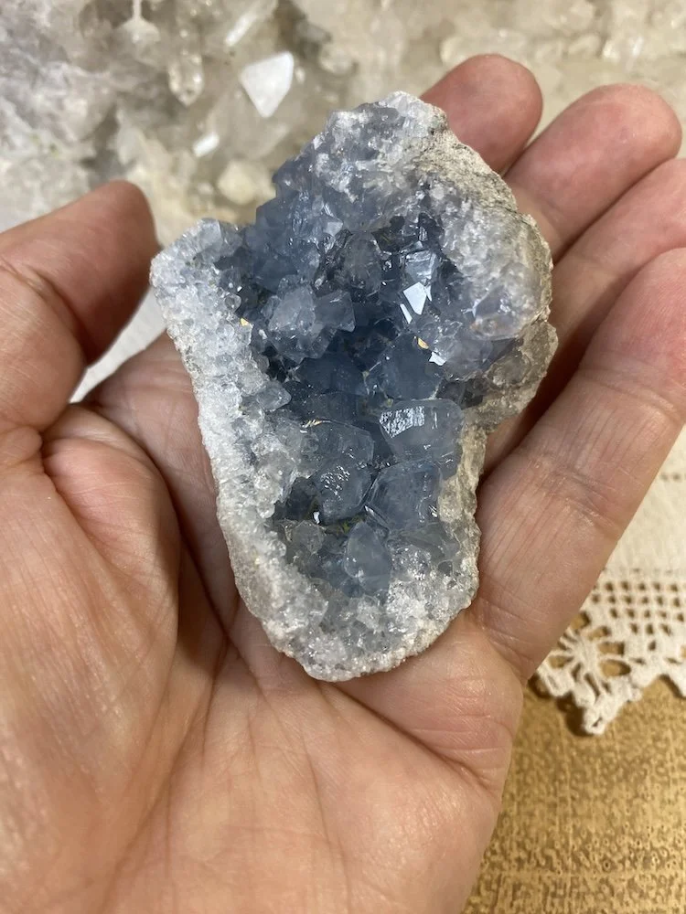 Celestite £17 137g4.JPG