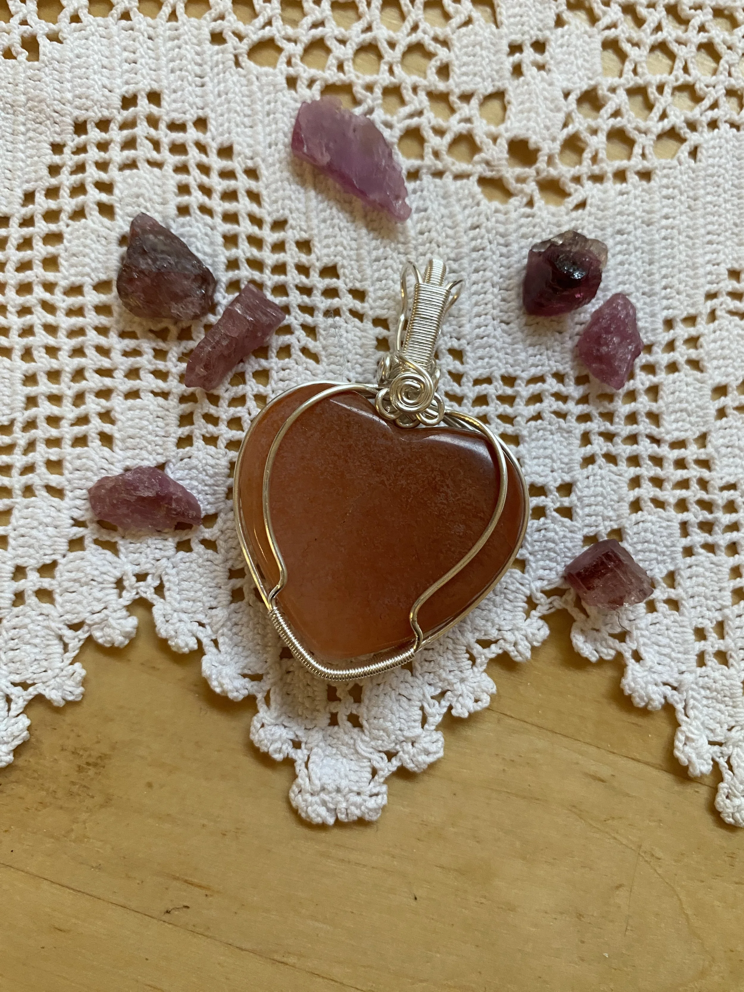 Pendant Carnelian Heart3.JPG