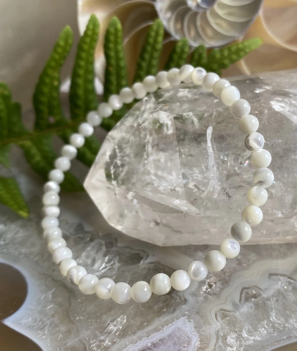 Mother of Pearl Bead Bracelet 4mm