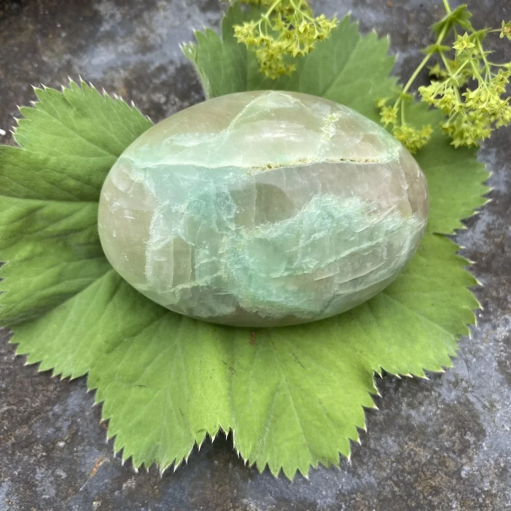 Green Moonstone Garnierite Pebble 3