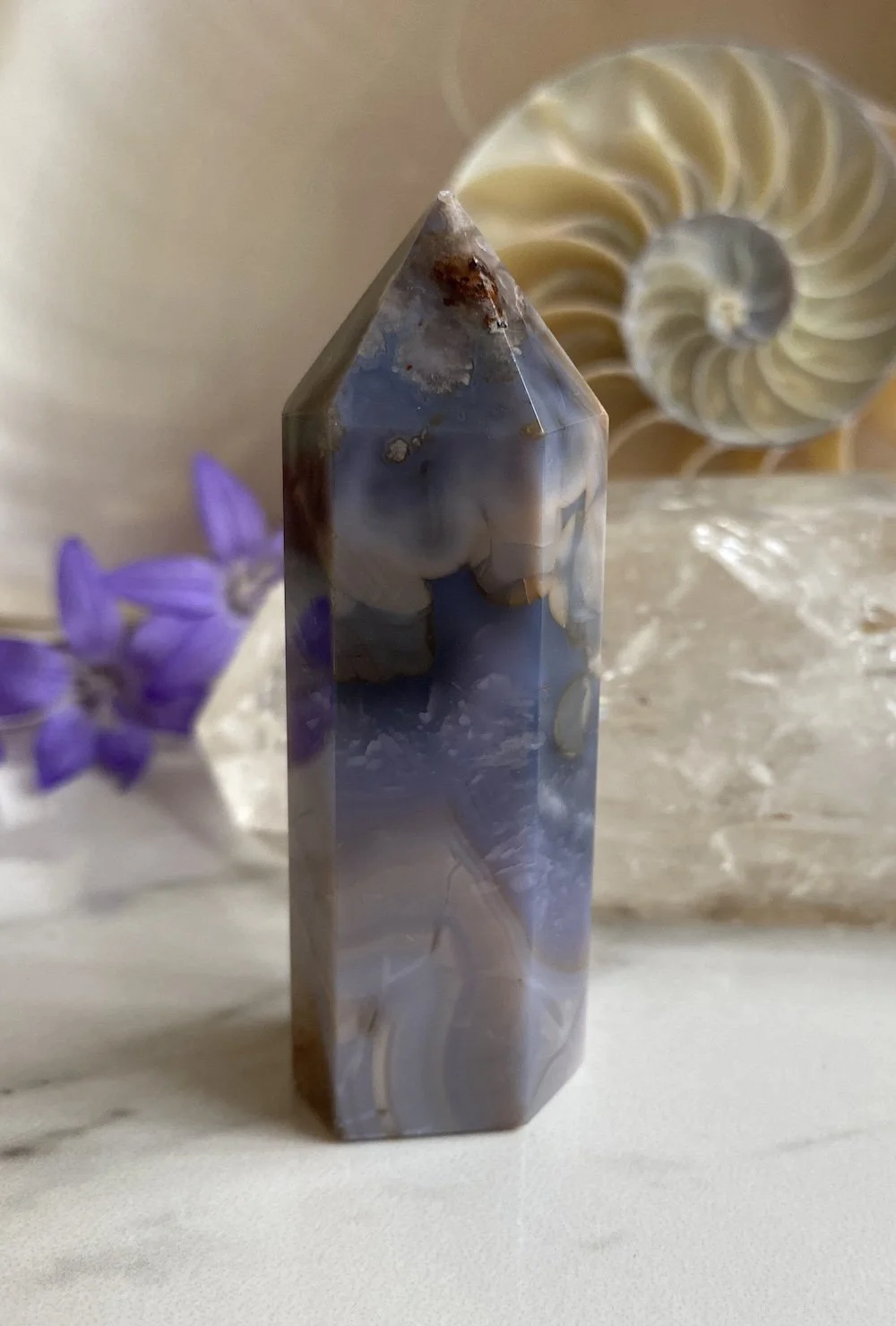 Blue Quartz Stading ?2.JPG