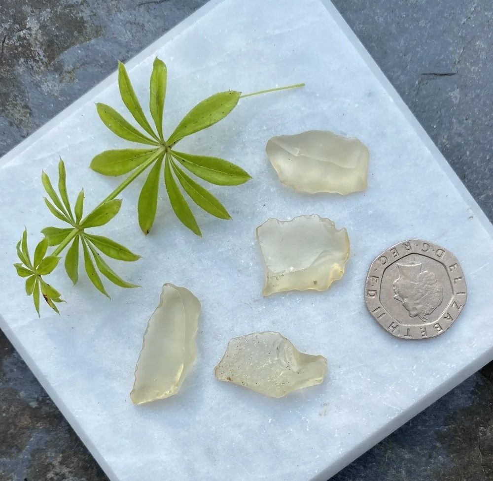 Golden Tektite £182.JPG