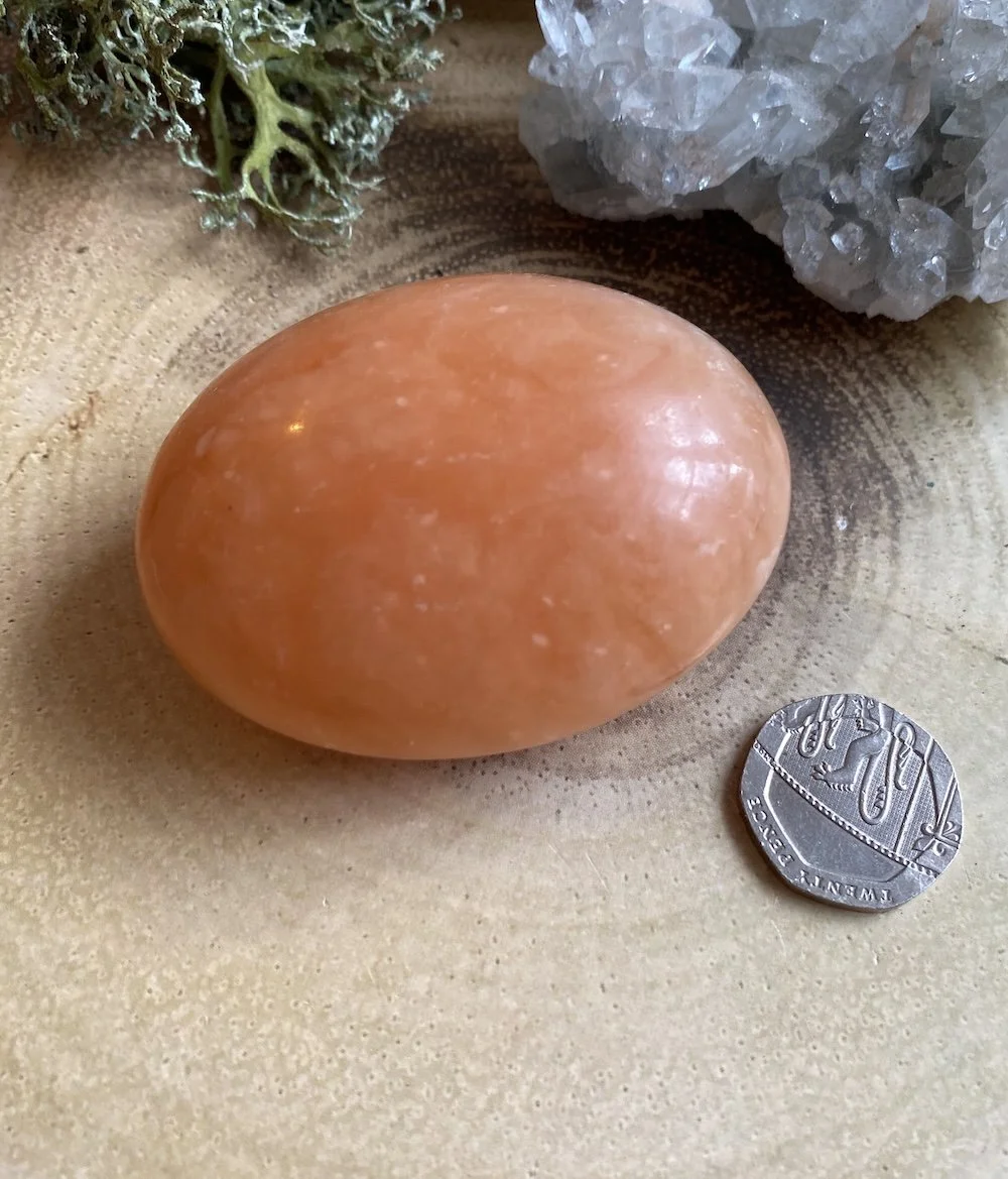 AA Calcite Pebble 2 £152.JPG