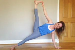 Yoga-in-Ealing-3-Side-Plank.jpg