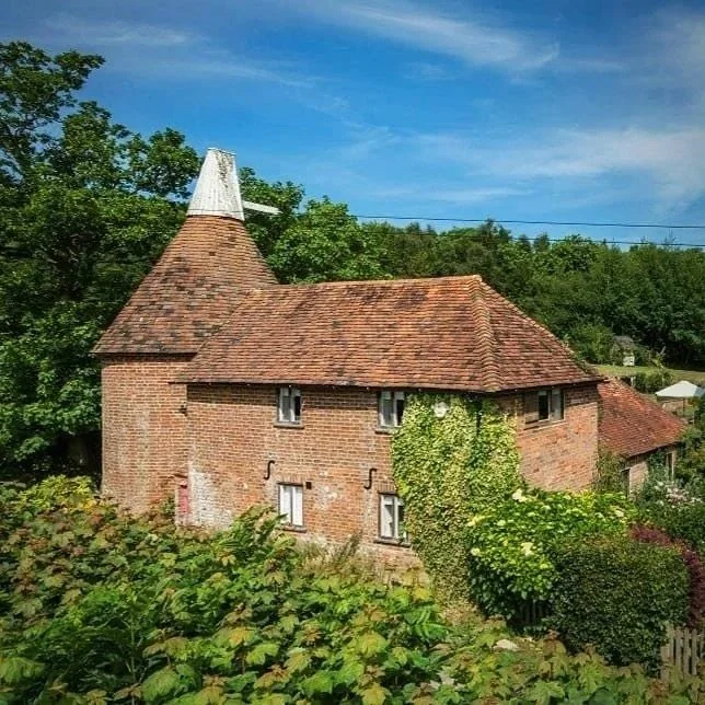 Superb Grade II Listed 2 bedroom Oast House - with kitchen, living room, roll top bath and private patio area -  is available on my Spring Renewal Yoga Retreat 15-17 May 2026 in the Sussex countryside. Perfect for two friends / two couples / mother &
