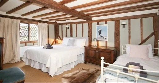 Only one room left now! The large en-suite bedroom in the Old Farmhouse is available for my Spring Renewal Yoga Retreat 15-17 May 2026. Join me!