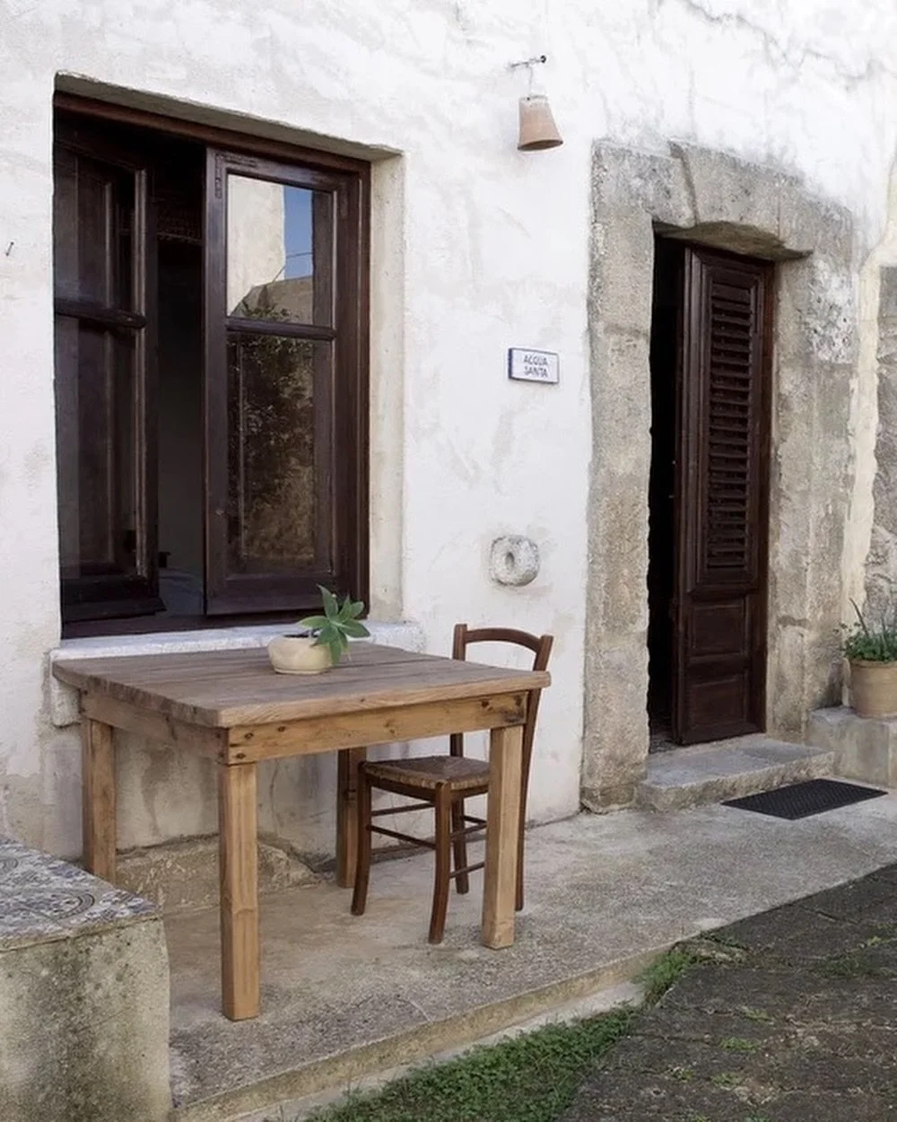 Time to slow down, time to be quiet, time to be still, time to reflect. Private outdoor space on retreat is invaluable and allows time and space for the yoga practice to weave its magic&hellip;&hellip;.retreat on the West Coast of Sicily with me ❤️ 0