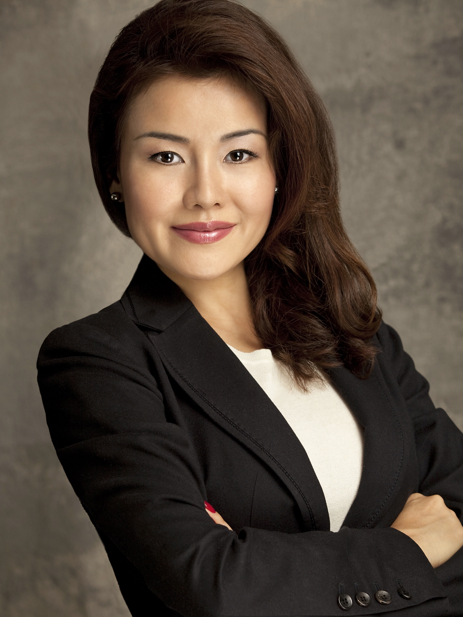 Julie Kang - Executive Board - MHP Real Estate Services.jpg