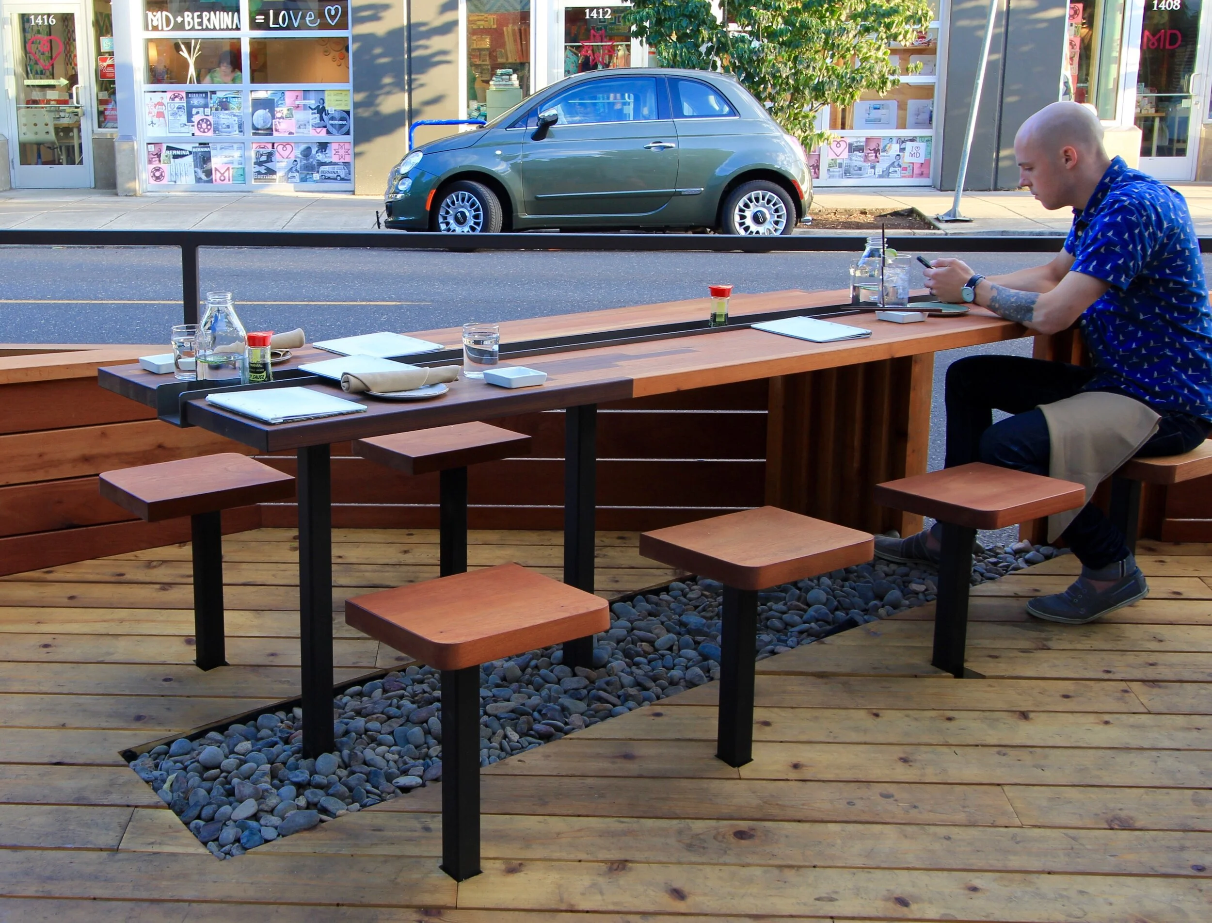 Bamboo Sushi Street Seat 02.jpg