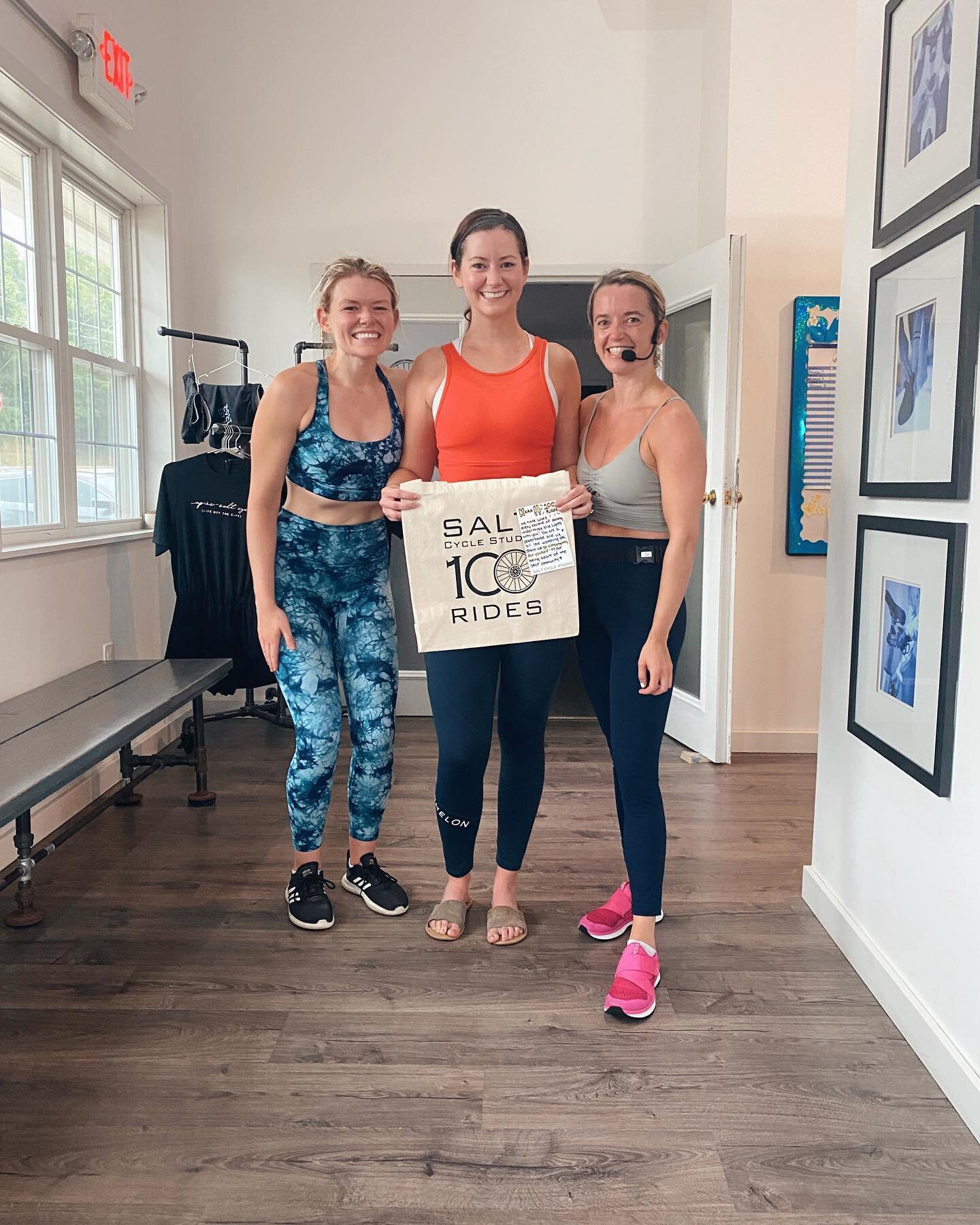 Friends don&rsquo;t let friends celebrate milestones alone 👯&zwj;♀️🎉

Congrats to Kara and to Melissa who each crushed their 100th rides in this mornings classes! 

Sweating is sweeter with friends 🥳 Bring a friend or make a new one at SALT next t
