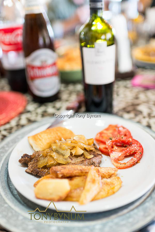 Great home cooked meal's every night on the Los Molles, Ranch. La Pampa, Argentina ©tonybynum.com