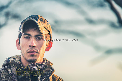 Argentinian hunting Guide. La Pampa, Argentina ©tonybynum.com