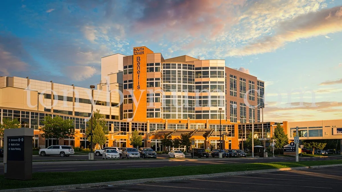 The Benefis South Tower is part of the main Benefis Health System campus in Great Falls. It is a modern medical facility designed to support advanced inpatient and outpatient care, with a strong focus on accessibility and patient flow.

Key visual fe