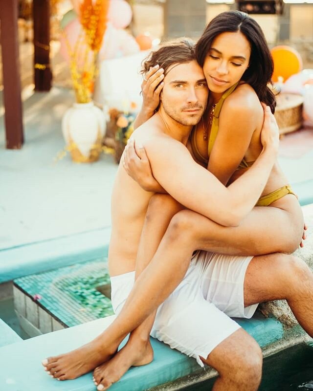 Oh hey, @jay_munn &amp; @alexpropson thanks for making poolside hangs look so good (and wayyy warmer than it was)

Workshop: @andieaveryphoto
Venue: @thebelladonnaestate
Stylist: @wild_heart_events
Florist: @foxtail_florals
Models: @jay_munn
@alexpro