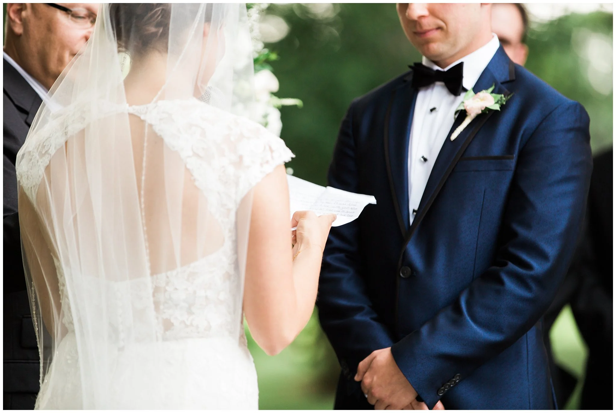 Alicia&Kurt_RavisloeCountryClubWedding_Chicagoweddingphotographer_RebeccaHaleyPhotography_0173.jpg